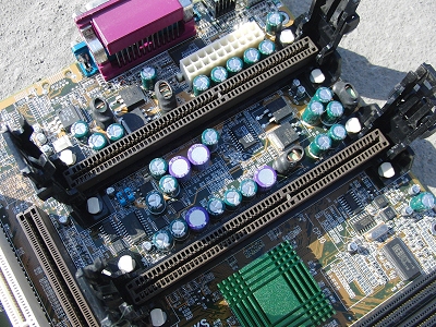 メモリー：DIMM